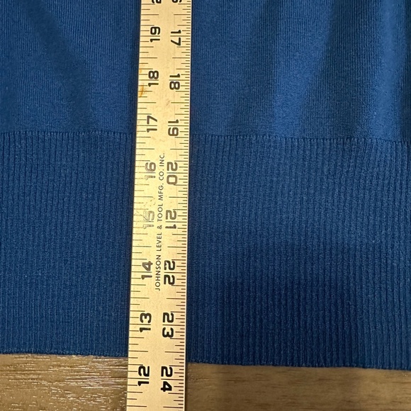 Women's blue Banana Republic merino sweater - Picture 5 of 9